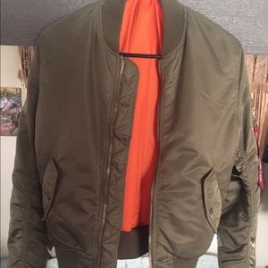 ALPHA INDUSTRIES BOMBER JACKET